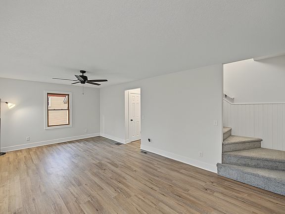 3rd image of 3919 69th St