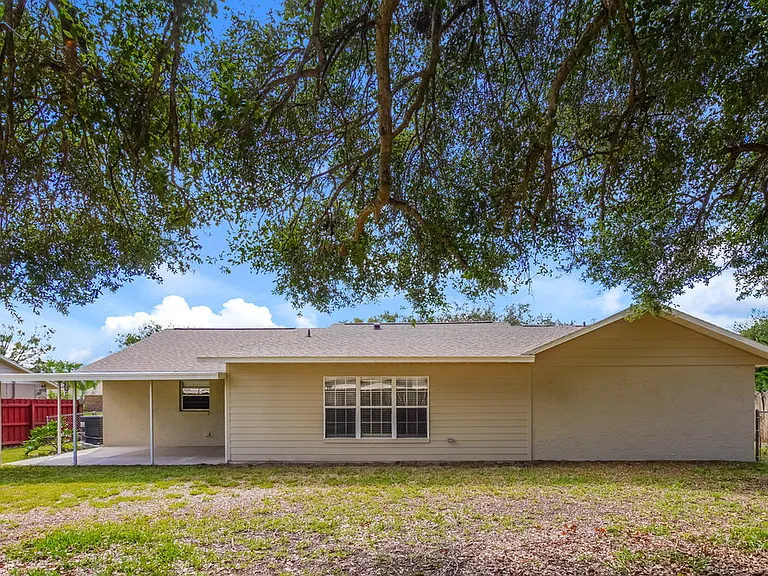 403 Blueberry Dr — Photo 15