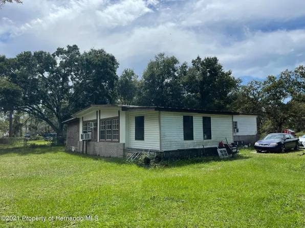 15211 Rester Dr, Brooksville, FL 34613