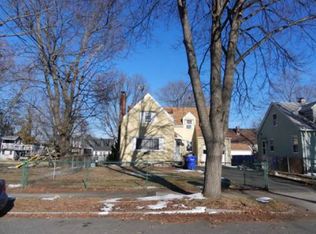 69 Jenness St, Springfield, MA 01104