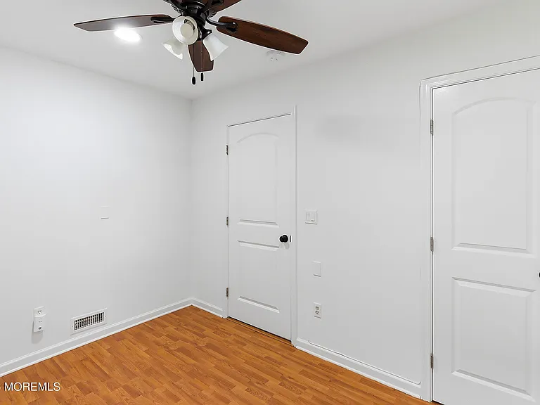 190 Spruce St #10 — Photo 8