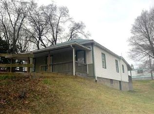 425 N High St, Romney, WV 26757