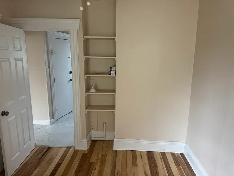 749 Kearny Ave #2 — Photo 7