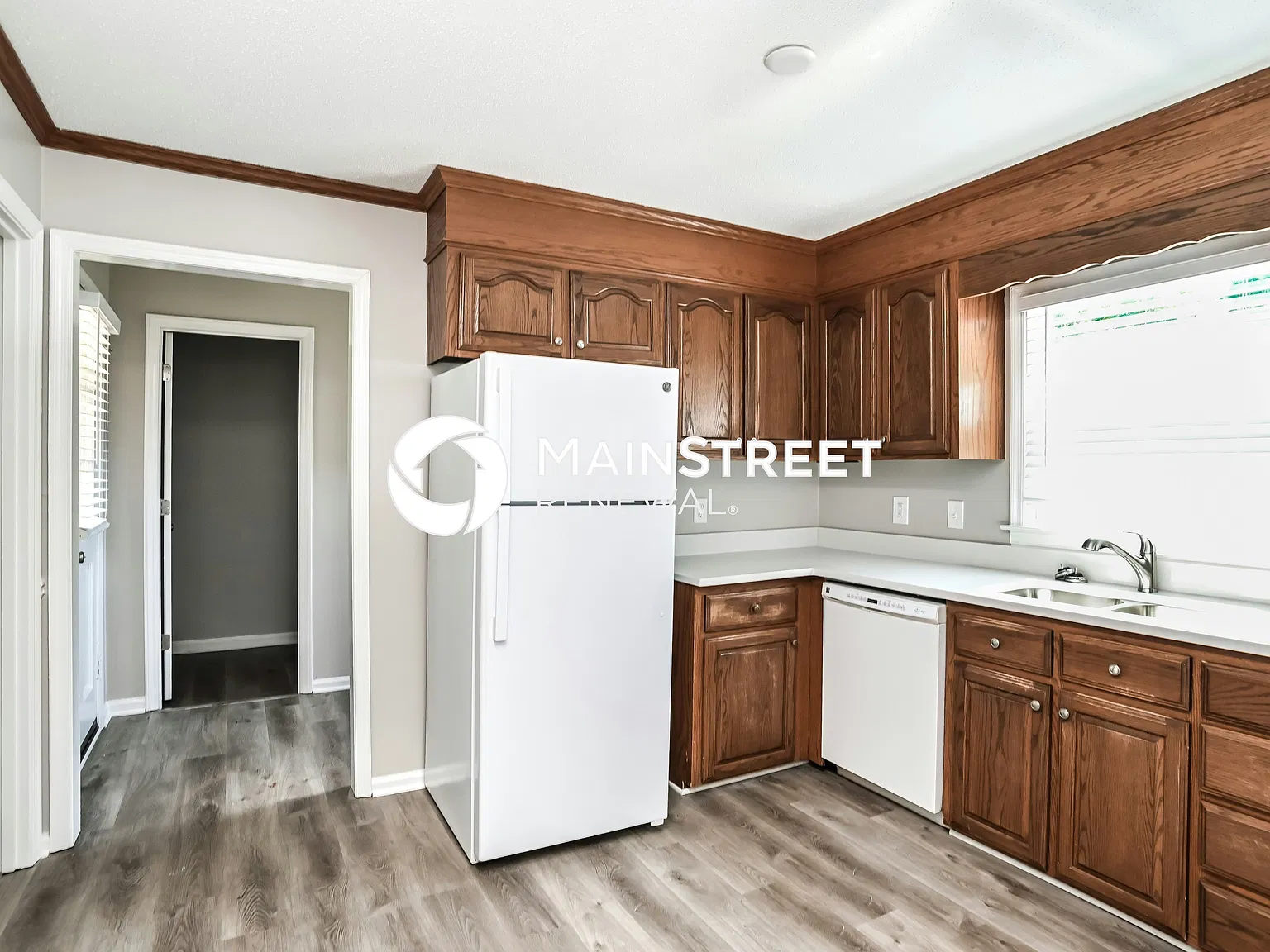 1100 Lightwood Drive — Photo 4