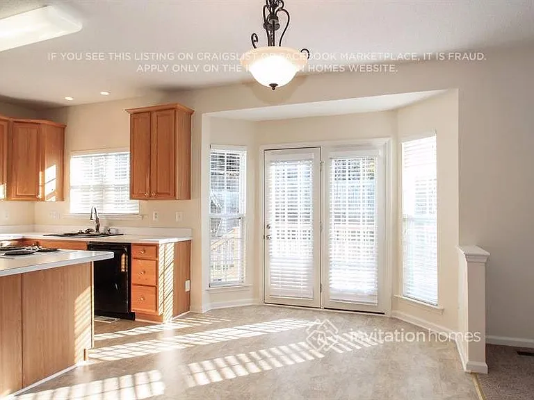 3108 Gross Ave — Photo 6