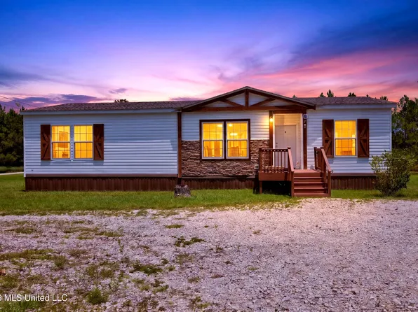 10230 Muszar Ln, Vancleave, MS 39565