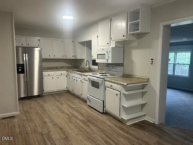 830 Dinmont Cir — Photo 23