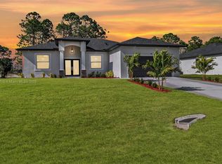 614 Cypress Ave S, Lehigh Acres, FL 33974