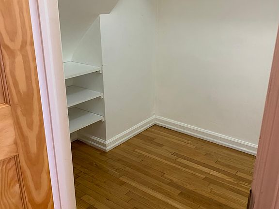 2nd image of 252 Hayward St