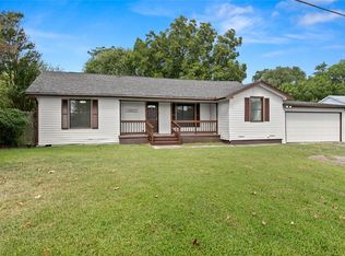 421 Kaufman St N, Mount Vernon, TX 75457
