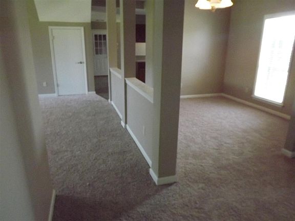 5th image of 5012 Baywood Dr