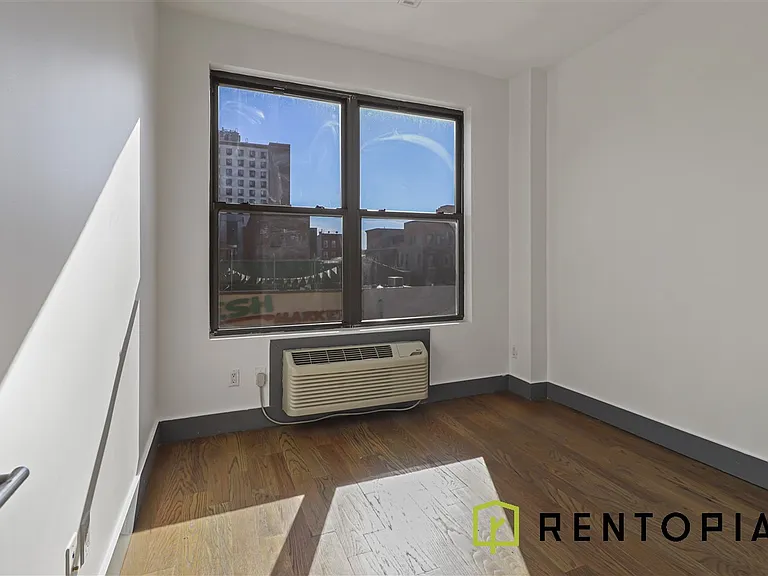 855 De Kalb Ave #401D — Photo 5