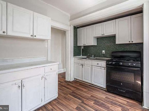 2nd image of 1617 Nedro Ave Floor 2