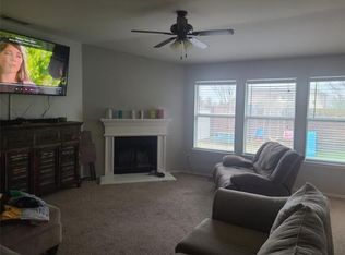 102 Hunters Trl, Red Oak, TX 75154