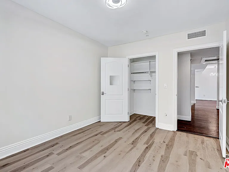 1520 S Shenandoah St #304 — Photo 22