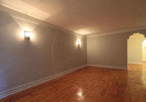 4th image of 74 Gatling Pl APT 1G