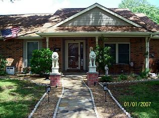 269 Bellwood Dr, Garland, TX 75040