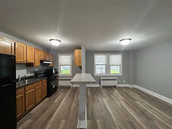 2799 Federal St — Photo 3