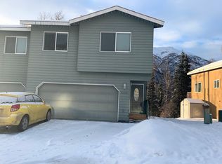 20324 Glacier Park Cir, Eagle River, AK 99577