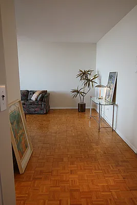 Sold by Hudson View Realty LLC | media 7