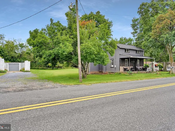 1443 Railroad Rd, Dauberville, PA 19533