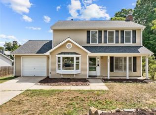 4008 Peregrine Ct, High Point, NC 27265