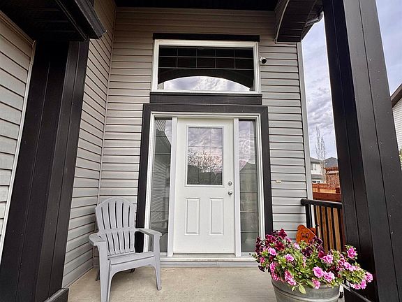 3rd image of 68 Rue Madelene