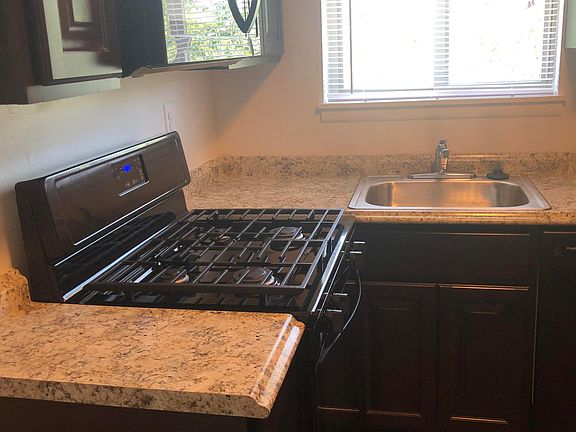 2nd image of 303 Stevens Cir APT 3A