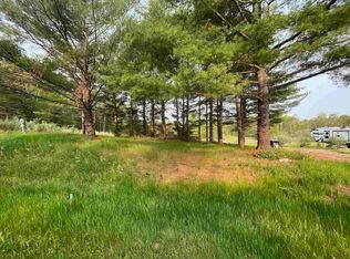 5003 Princess Ct, Gladwin, MI 48624