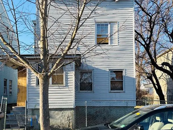 26-28 Bergen St, Paterson, NJ 07522