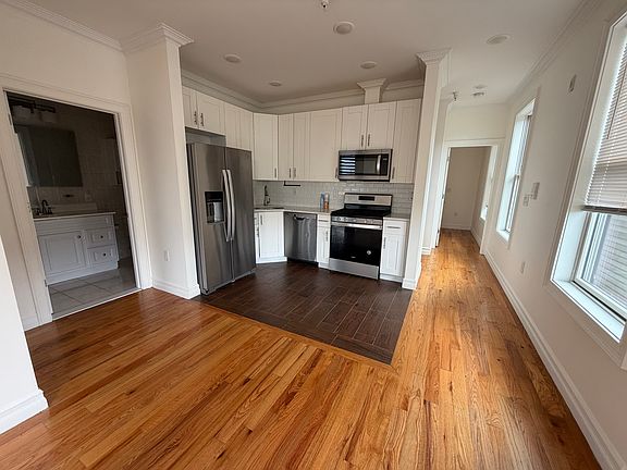 2nd image of 373 Danforth Ave #304C