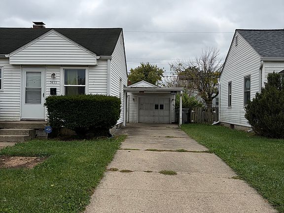 3rd image of 5433 E 20th St