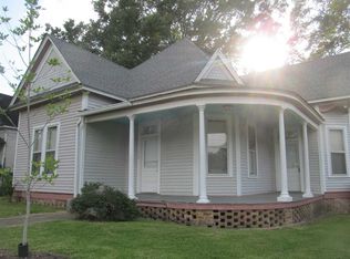 118 7th St, McComb, MS 39648