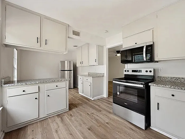 116 Vandenburg Dr — Photo 19