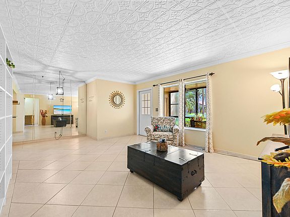 5th image of 539 Shady Pine Way #C1