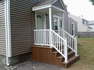 172 Gresham St, Springfield, MA 01119