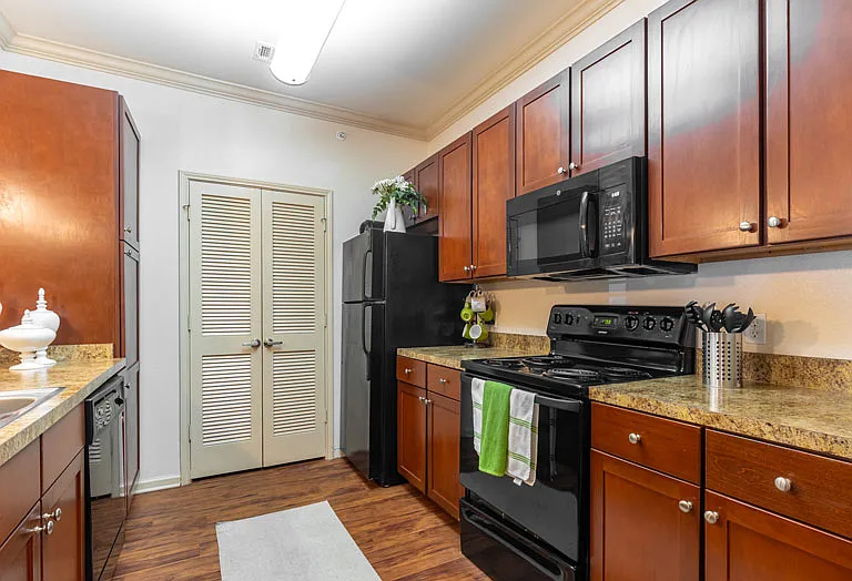 Jamestown Place Apartments Bossier City — Photo 21