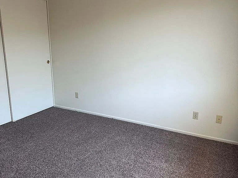 15682 Bear Valley Rd — Photo 19