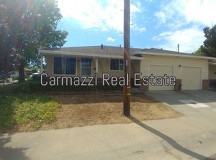 240 Brady Ct, Sacramento, CA 95820