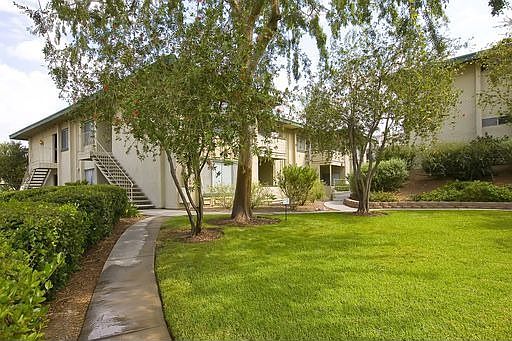 3rd image of 6856 Hyde Park Dr Unit F