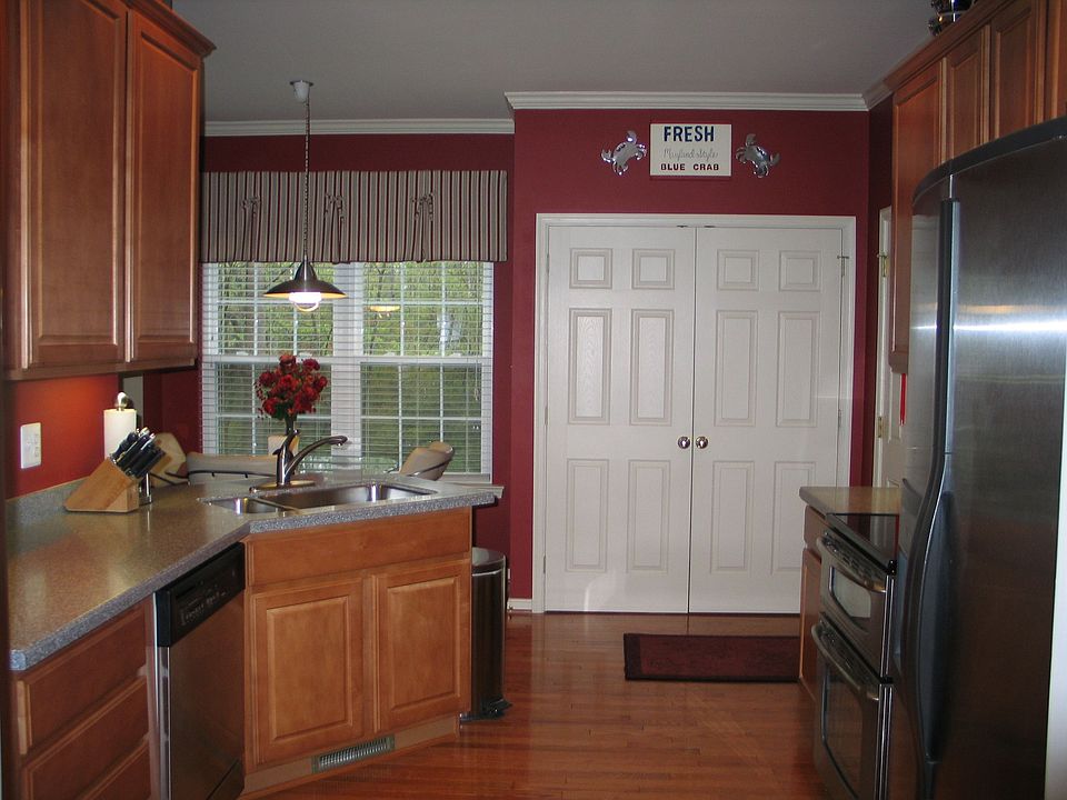 2nd image of 11801 Red Cloud Ln