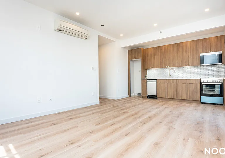 68 Gold St #2H — Photo 3