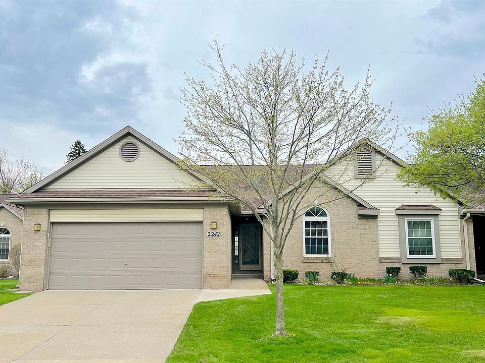 1st image of 2242 Meadow Brook