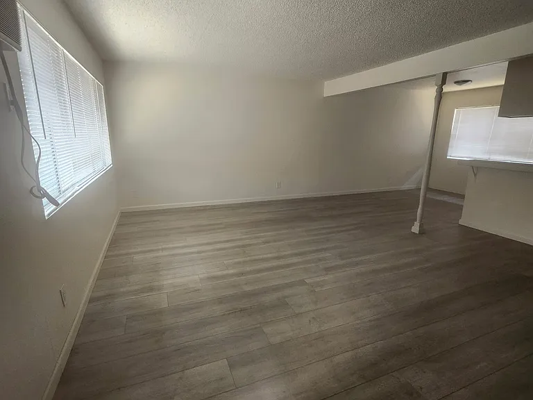 LiIVING ROOM