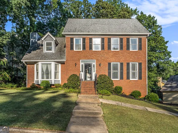 1425 Fieldgreen Overlook, Stone Mountain, GA 30088