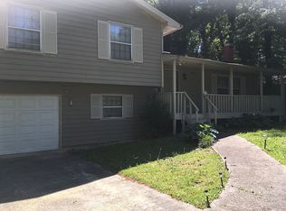 3373 Heatherwood Ln SW, Marietta, GA 30008