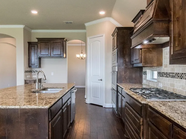313 Wyndale Ct — Photo 11