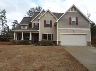 89 Sedgefield Ln, Spring Lake, NC 28390