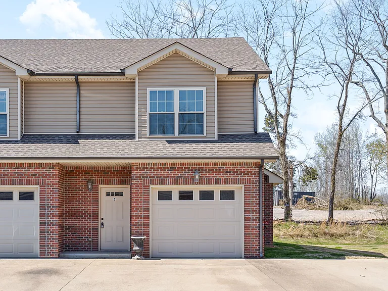 2824 Highway 41A #202 — Photo 1