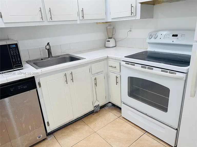 486 NW 165th Street Rd #B201 — Photo 16
